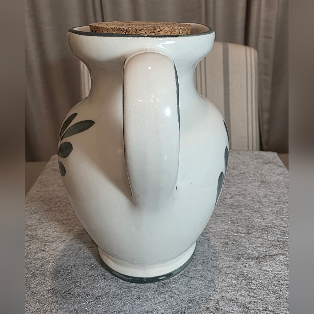 Handmade and Handpainted Italian ceramic pitcher by Fortebraccio. - Picture 5 of 10